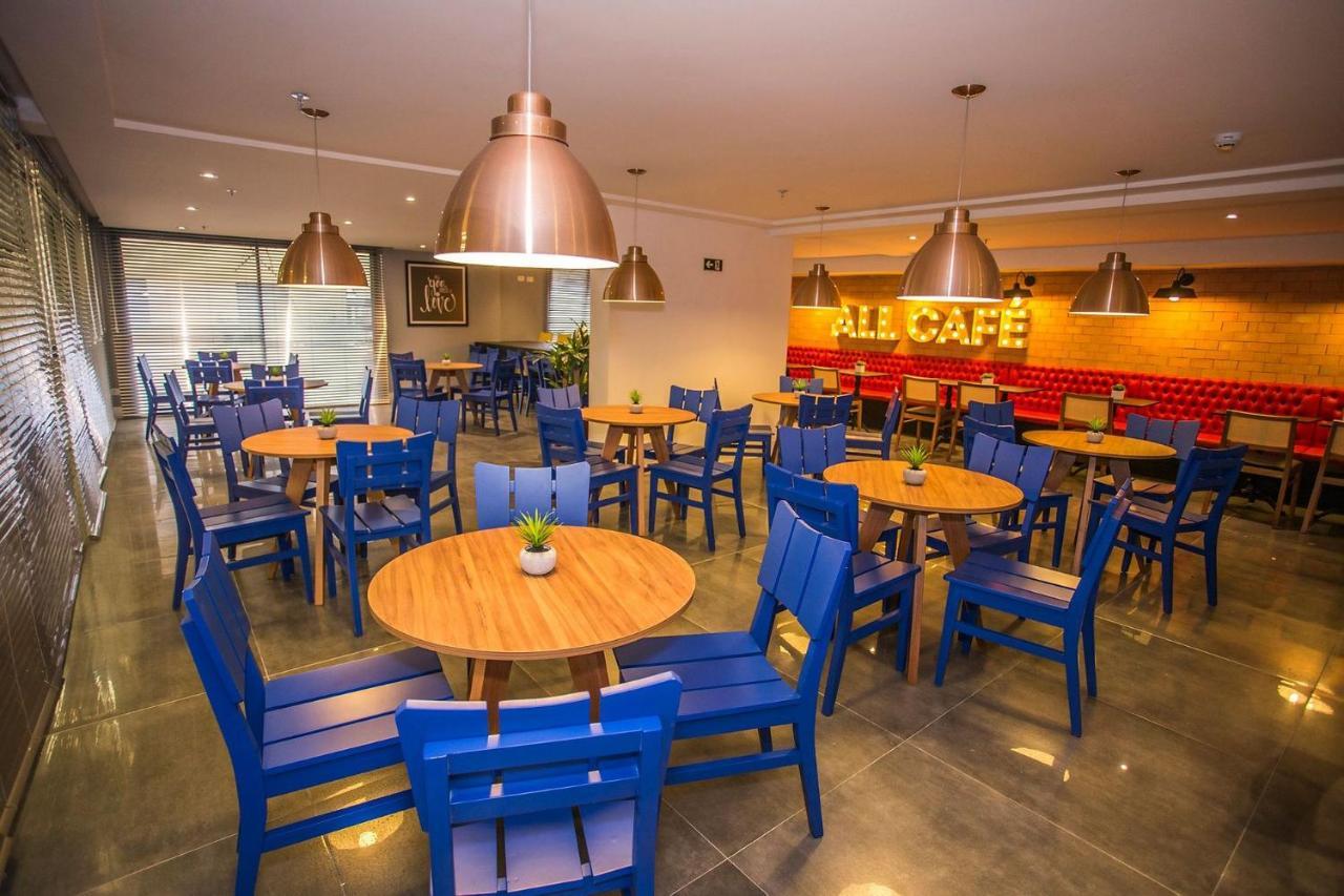 Studio Moderno No Centro De Curitiba - All1206 외부 사진